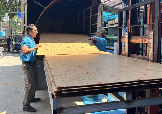 Mica đài loan FS tại kho Vật Liệu Xanh. Mica đài loan FS tại kho Vật Liệu Xanh.