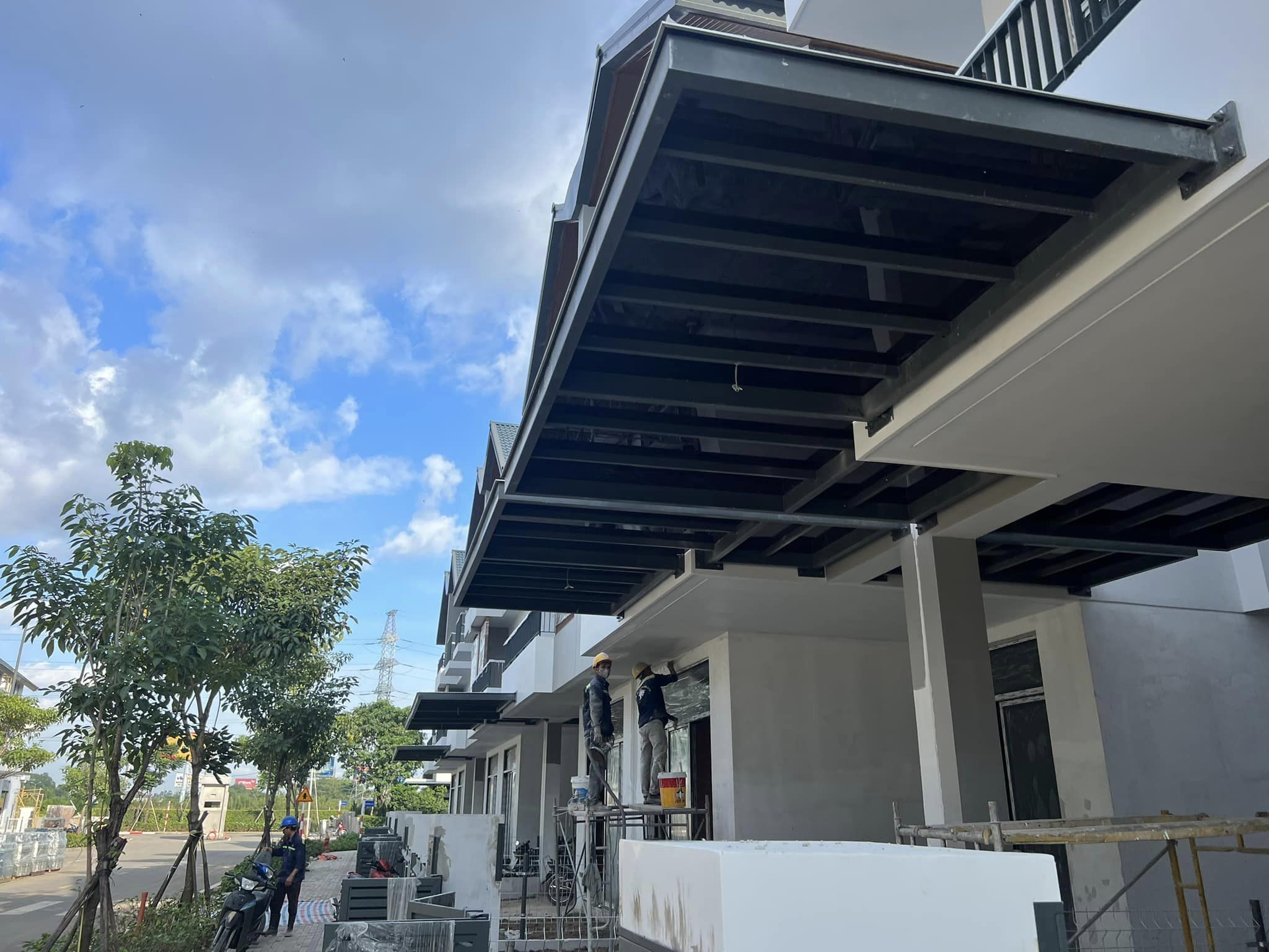 thi công tấm lợp lấy sáng tại vũng tàu