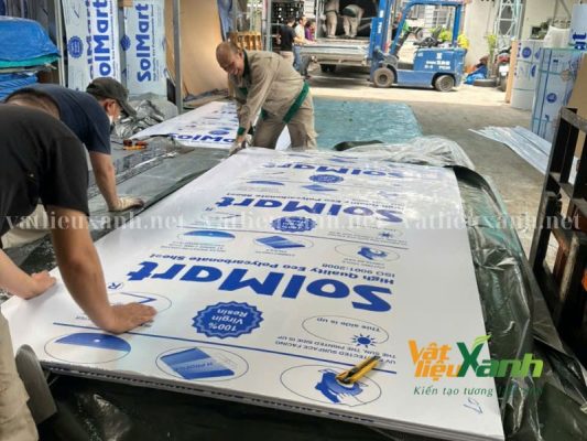 Tấm lợp polycarbonate đặc SolMart 2 Tấm lợp polycarbonate đặc SolMart tại Vật Liệu Xanh