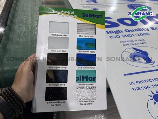 bảng màu tấm polycarbonate đặc SolMart chính hãng tại nhà máy Sơn Băng bảng màu tấm polycarbonate đặc SolMart chính hãng tại nhà máy Sơn Băng