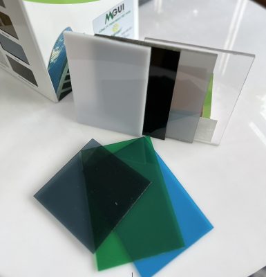tấm lợp lấy sáng poly đặc