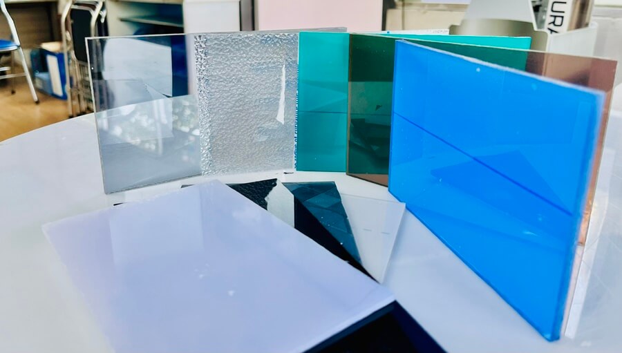 tấm lợp Polycarbonate nhập khẩu Hàn Quốc SolLight tấm lợp Polycarbonate nhập khẩu Hàn Quốc SolLight