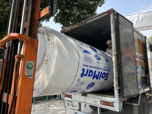 Tấm lợp nhựa lấy sáng giá rẻ Polycarbonate Solmart Tấm nhựa lấy sáng Poly giá rẻ Solmart tại kho Vật liệu xanh