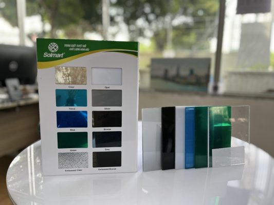 Tấm lợp nhựa lấy sáng giá rẻ Polycarbonate Solmart