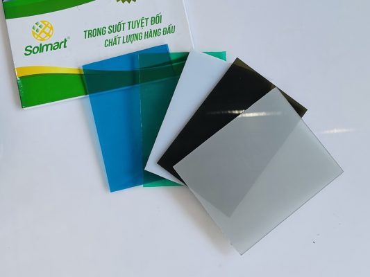 tam polycarbonate dac 2.1mm Solmart 7 Tấm nhựa thông minh đặc ruột thương hiệu Solmart