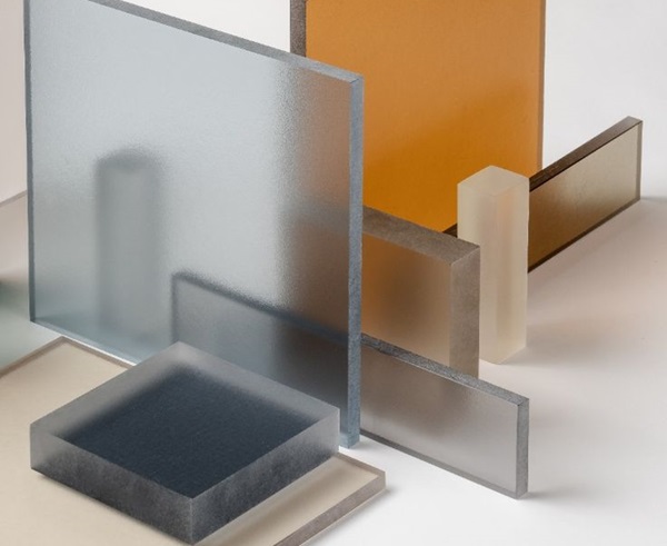 Tấm nhựa mica mờ