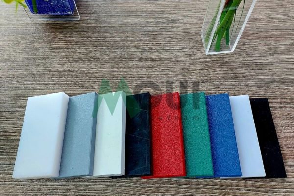 Nhựa HDPE, 1 trong những loại nhựa kỹ thuật phổ biến Nhựa HDPE, 1 trong những loại nhựa kỹ thuật phổ biến
