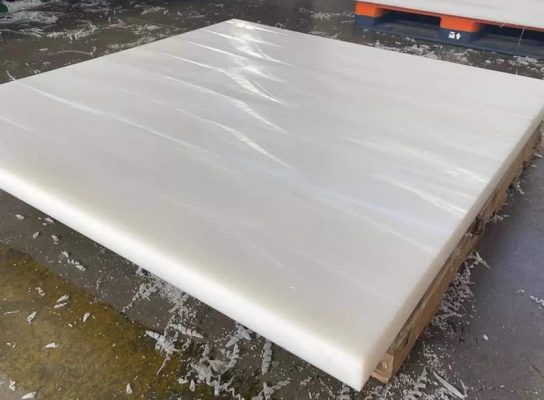 nhựa tấm PE trắng tai kho Vật liệu xanh Vật liệu xanh địa chỉ cung cấp nhựa kỹ thuật uy tín