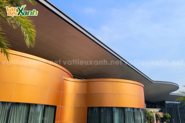 cong trinh thuong mai bang tam alu alcotop Công trình thương mại bằng tấm Alu Alcotop