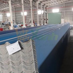 Ton nhua PVC ASA rong 2 lop loai 5 song cach am cach nhiet Tôn nhựa PVC ASA rỗng 2 lớp loại 5 sóng cách âm cách nhiệt