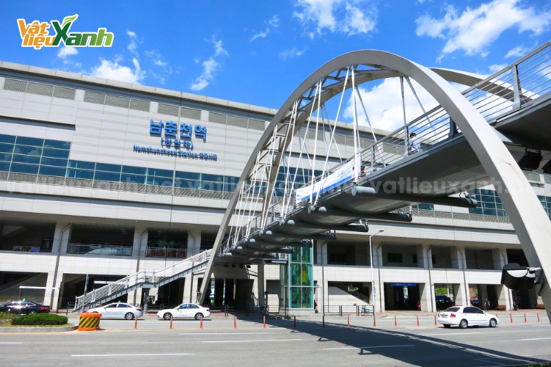 tam op nhom nhua architecks fr ga namchuncheon Tấm ốp Alu Architecks FR thi công tại nhà ga Namchuncheon, Hàn Quốc