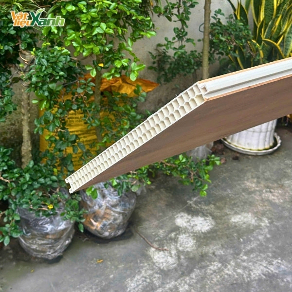 Vách ngăn nhựa nano Cấu tạo lõi rỗng hình tổ ong của tấm vách ngăn nhựa nano 2 mặt