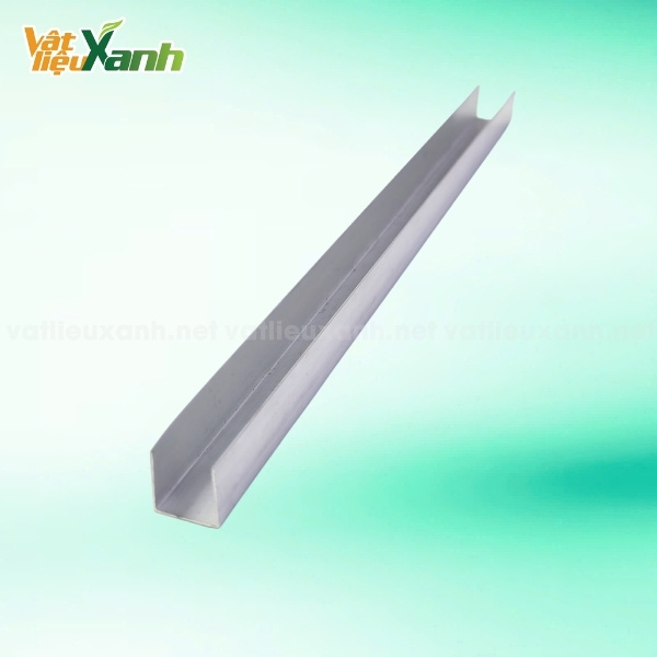 nep-nhom-chu-u-boc-canh-poly nep nhom chu u boc canh poly